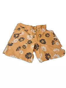 VANS Board Shorts Mens 32 Waist Cargo Pocket Mixed 18 Inch Golden Yellow Floral - Picture 1 of 8