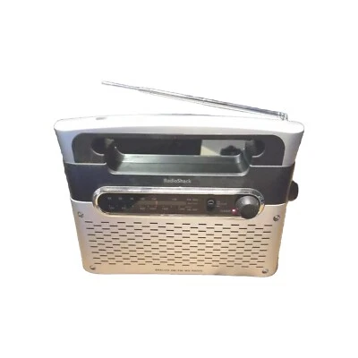 Radio Shack& 12-889 AM/FM/WX Radio NOAA Weather Plug AC Battery Emer w/Earphones - Image 1 of 4