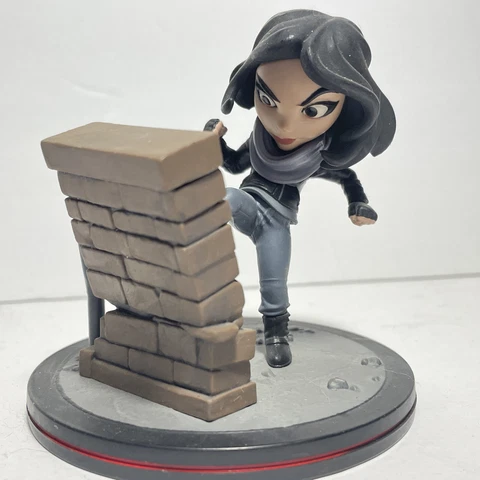 Marvel Loot Crate Exclusive Q Pop Action Hero Figure Defenders Jessica Jones Cover