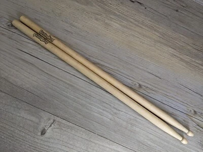 Par de 2 baquetas de repuesto de la marca Guitar Hero OEM Foto 1 de 4