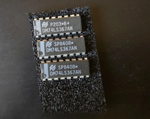 3pcs National Semiconductor DM74LS367AN Driver/Buffer Device Dual, 16 Pin DIP - Picture 1 of 1
