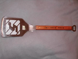 MARK MARTIN NASCAR BBQ Sportula Hamburger Flipper Spachtel Kappe ÖFFNER SHIRT - Bild 1 von 5
