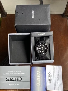 Seiko 5 Sports Men's Automatic Black Band Day-date Watch SRPE57 Made In Japan - Picture 1 of 22