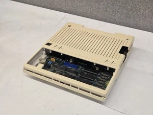 Vintage komputer stacjonarny Apple IlE na części / naprawę - Zdjęcie 1 z 13