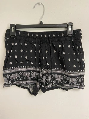 Black Old Navy Shorts Size Small Boho Hippie Elephant Floral White Design Linen - Image 1 of 4
