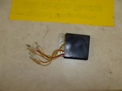 2000 00 01 POLARIS SCRAMBLER 400 4X4 4060208 regulador de voltaje 12v OEM misc Foto 1 de 3