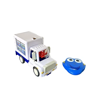 Dory's Aquarium LKW mit Fernfund Dory Jada RC ferngesteuertes Auto getestet - Bild 1 von 7
