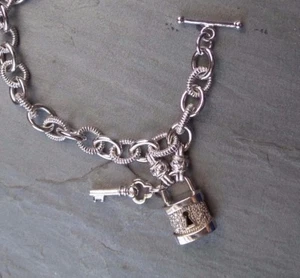 Diamond 1/7 Carat Dia Toggle Lock and Key Bracelet Sterling Silver JCPenney NEW - Picture 1 of 7