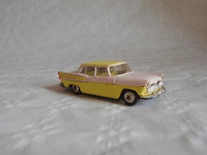 Norev simca chambord 1/43 plastic series yellow white version with towbar - Picture 1 of 5