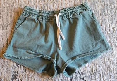 Pantalones cortos pequeños picantes Double Zero para mujer 28" cintura 2" entrepierna 11,25" tiro dobladillo crudo Foto 1 de 3