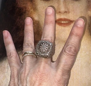 Vintage Sterling Silver Filigree Cagy Ring - Picture 1 of 7