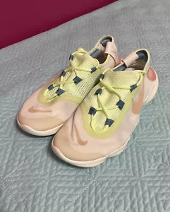 Tenis para mujer Nike, talla 6,5, gratis, RN 5,0 2020 (CJ0270-101) - Imagen 1 de 9