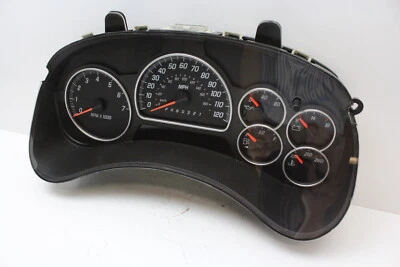 06-09 GMC Envoy / Envoy XL 15298118 Speedometer Instrument Cluster Gauges 99K - Image 1 of 4