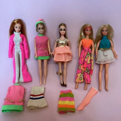vintage 1960's Dawn mod fashion dolls lot - Image 1 of 4
