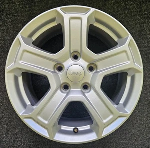 Jeep Wrangler OEM Wheel 17" x 7.5" 2018 - 2023 Silver Factory Original Rim (763) - Picture 1 of 10