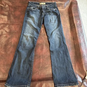 Jeans BKE donna Kate dritto 30 vita bassa lavaggio scuro denim elasticizzato 31" cuciture interne - Foto 1 di 10
