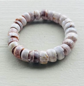 Hawaiian Store Natural Cone Puka Shell Stretch Bracelet (Choose Color) - Picture 1 of 6