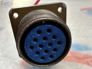Amphenol Receptacle MS3102A20-27S 14-Pin - Picture 1 of 3
