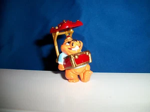CHINESISCHER BIBER mit LIMOUSINE STUHL WURF JIAO Mini Figur Cartoon Kinder Überraschung - Bild 1 von 5