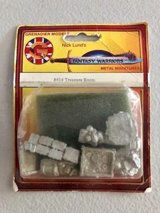 Grenadier Miniatures Pack Treasure Room #414 Fantasy Warriors Dungeons & Dragons - Picture 1 of 1