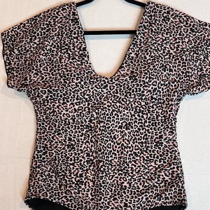 Leopard Animal Print Body Suit Flutter Sleeve Deep V Blouse Top Size XXL - Picture 1 of 9