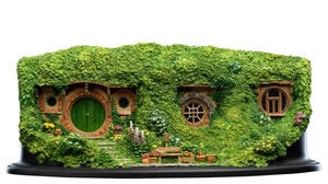 New Weta mini BAG END HOBBIT HOLE The Lord of the Rings Polystone Scene Statue - Picture 1 of 1