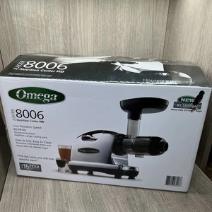 Omega Juice & Vegetable Extractor Model No. 8006 Stainless Steel Electric Silver - Picture 1 of 13