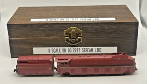 N Scale Arnold 2217 BR05 Stream Locomotive Custom Wood Case - Picture 1 of 11