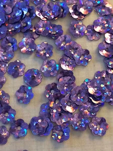 Sequins 6mm Tanzanite Purple Laser Hologram Flower Cup Choose Pack Size - Bild 1 von 2