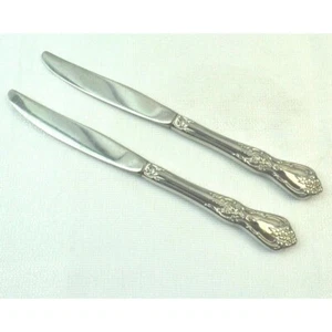 Oneida Kennett Square 2 Tafelmesser Deluxe Edelstahl glänzend Floral Scroll HDL - Bild 1 von 6