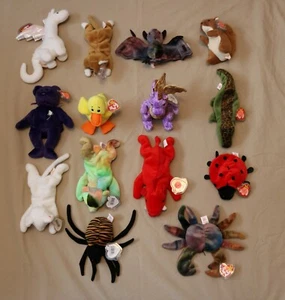 Lotto #4 di 14 RARI Ty Beanie Babies tutti in pensione con etichette e protezioni Hang & Butt - Foto 1 di 2