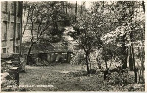 REAL PHOTO POSTCARD THE VALLEY, KIRKBURTON, (NEAR HUDDERSFIELD), WEST YORKSHIRE - Picture 1 of 2