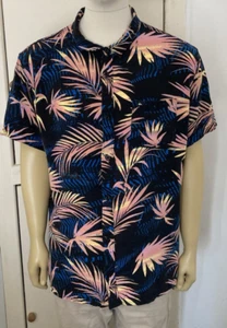 Quiksilver Mens Short Sleeve Ripped Up Shirt -Large- Black - Picture 1 of 16