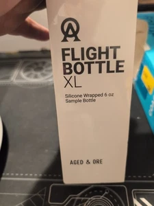 Botella de vuelo envejecida y mineral XL 6 oz botella de muestra - Imagen 1 de 5