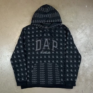 Sudadera con Capucha DAP x GAP Dapper Dan Talla XL Pata de Gallo Gris-Suave Acogedora Usada en Excelente Condición Logo - Imagen 1 de 6