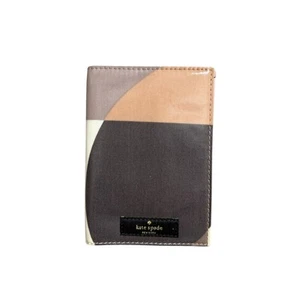 New Kate Spade Passport Holder - Picture 1 of 4