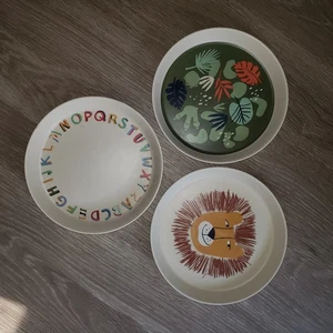 Lot Of 3 Pillowfort Kids Melamine Plates 7”, Lion, Dino, Leaves, ABC - Picture 1 of 6