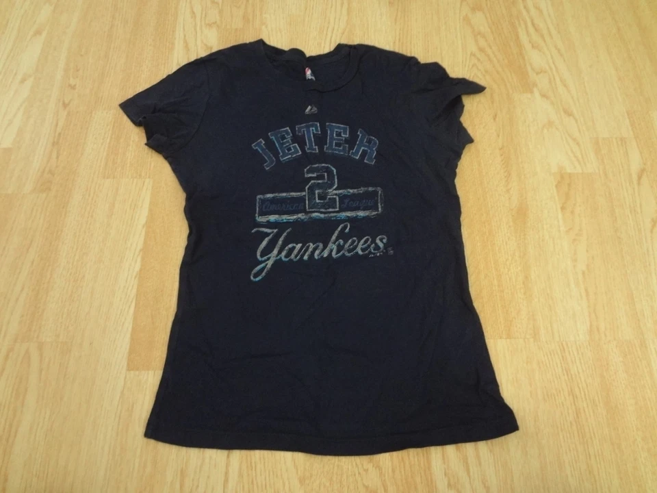Camiseta para mujer New York Yankees Derek Jeter L majestuosa Foto 1 de 1