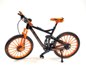 Mini bicicleta modelo 20 cm MTB bicicleta de montaña modelo bicicleta modelo naranja - Imagen 1 de 4