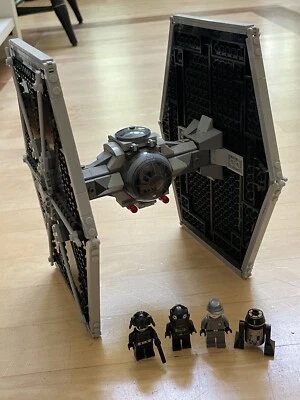 LEGO Star Wars 9492 Tie Fighter Completo con Caja + Mini Figuras + Manual Foto 1 de 4