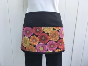 Schwarz hell Frühling Blumen Kellnerin Taille Halbschürze 3 Taschen Restaurant - Bild 1 von 4