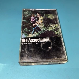 THE ASSOCIATION GREATEST HITS Cassette Tape Classic Pop Rock Rare - Picture 1 of 3