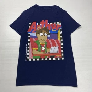 Camiseta PBS Arthur Para Hombres S Azul Marino Programa de Televisión Retro Clásico Dibujos Animados Final Ep - Imagen 1 de 8