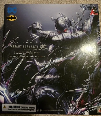Play Arts Kai Batman: Rogues Gallery - Mr. Figura Freeze, Cuadrada, Auténtica Foto 1 de 4
