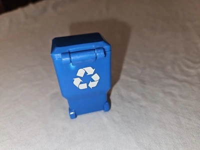 2" Mini Recycle Garbage Can Toy (K - Image 1 of 4