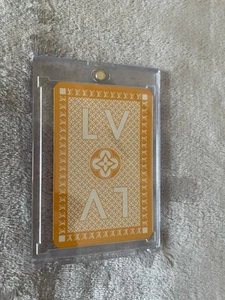 Louis Vuitton Jeu De Cartes Gelb Monogramm Spielkarte Nine of Hearts - Bild 1 von 3