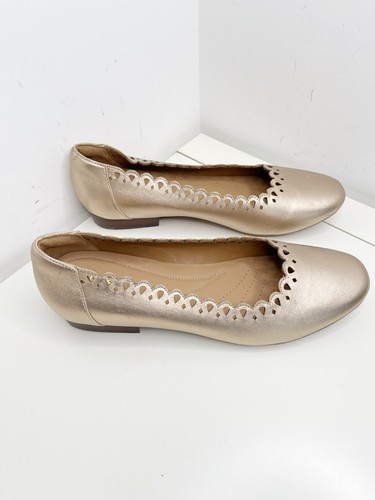 Scarpe basse Clarks Artisan oro metallizzato bronzo bordi smerlati pelle UK 8D