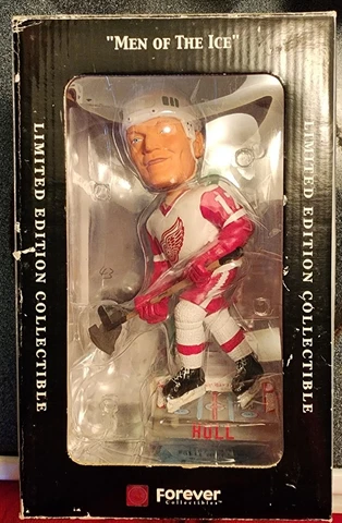 Brett Hull Detroit  Red Wings Bobblehead 2002 Forever Cover