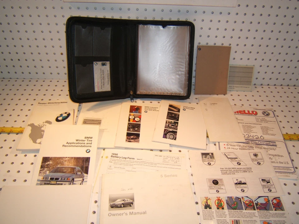 BMW 1997 E39 528/540i propietario 1 juego de 11 manuales/papeles y estuche BMW NEGRO 1  Foto 1 de 4