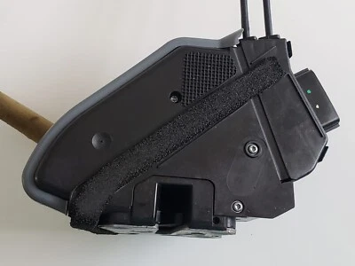 Nissan Sentra 2013 a 2019 Actuador de cerradura de puerta delantera izquierda original OEM con llave I Foto 1 de 4